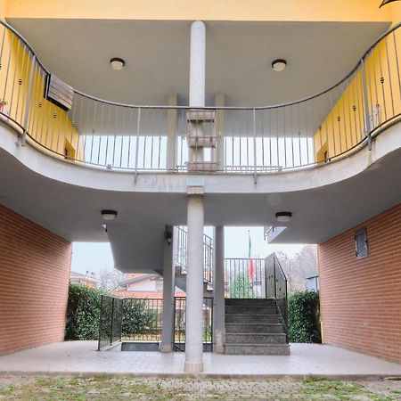 Apartament 10' From Malpensa Casa Moderna, Netflix & Wi-Fi Casorate Sempione Zewnętrze zdjęcie